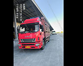 程歌个人6.8高栏车辆